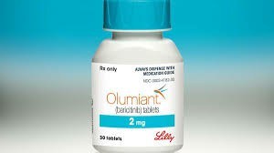 巴瑞替尼用于类风湿治疗时可能出现的副作用有哪些？